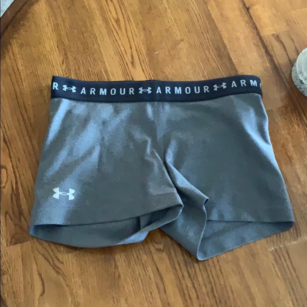 Grey under armour work out shorts